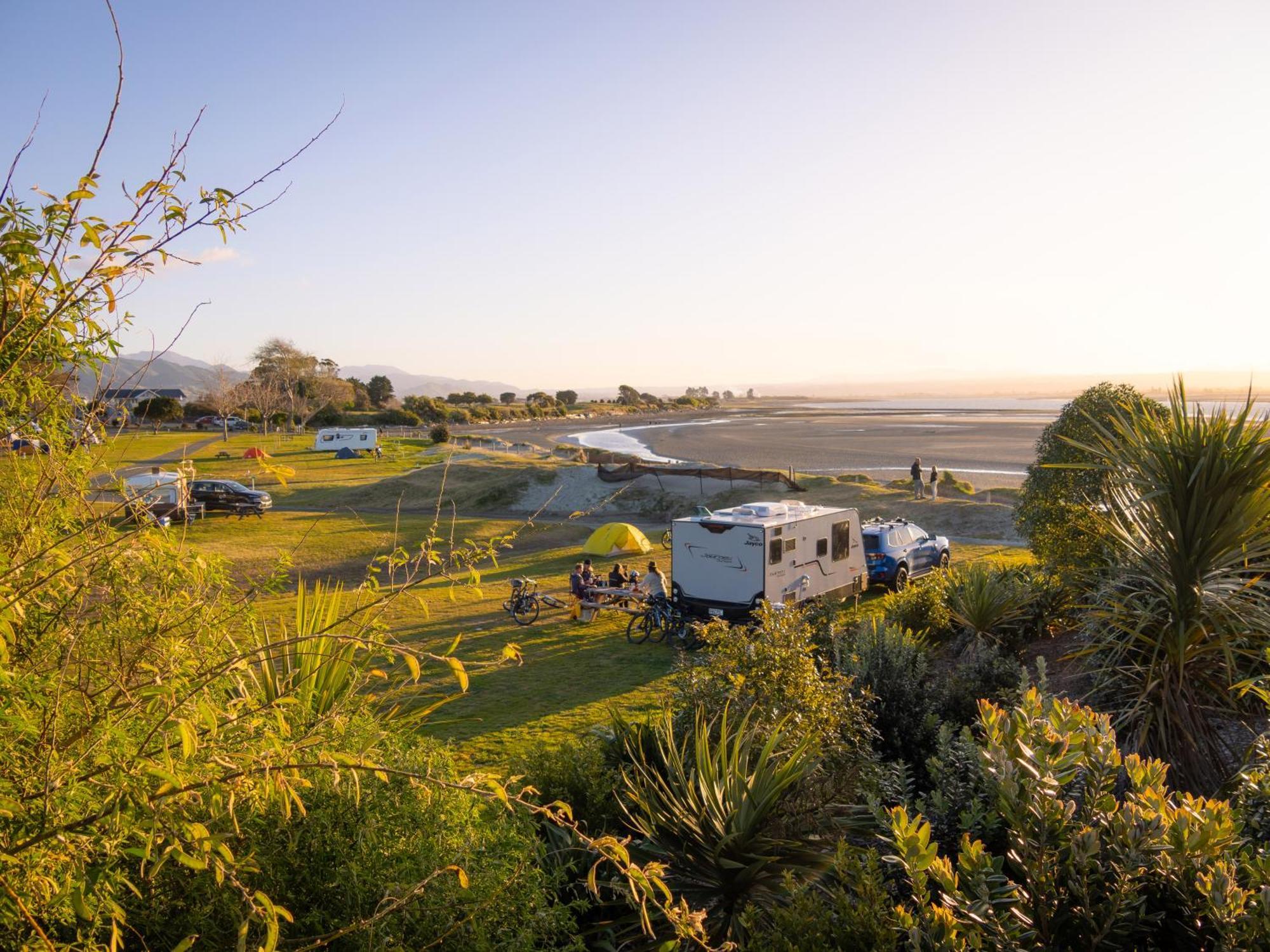 Tahuna Beach Holiday Park Нелсън Екстериор снимка