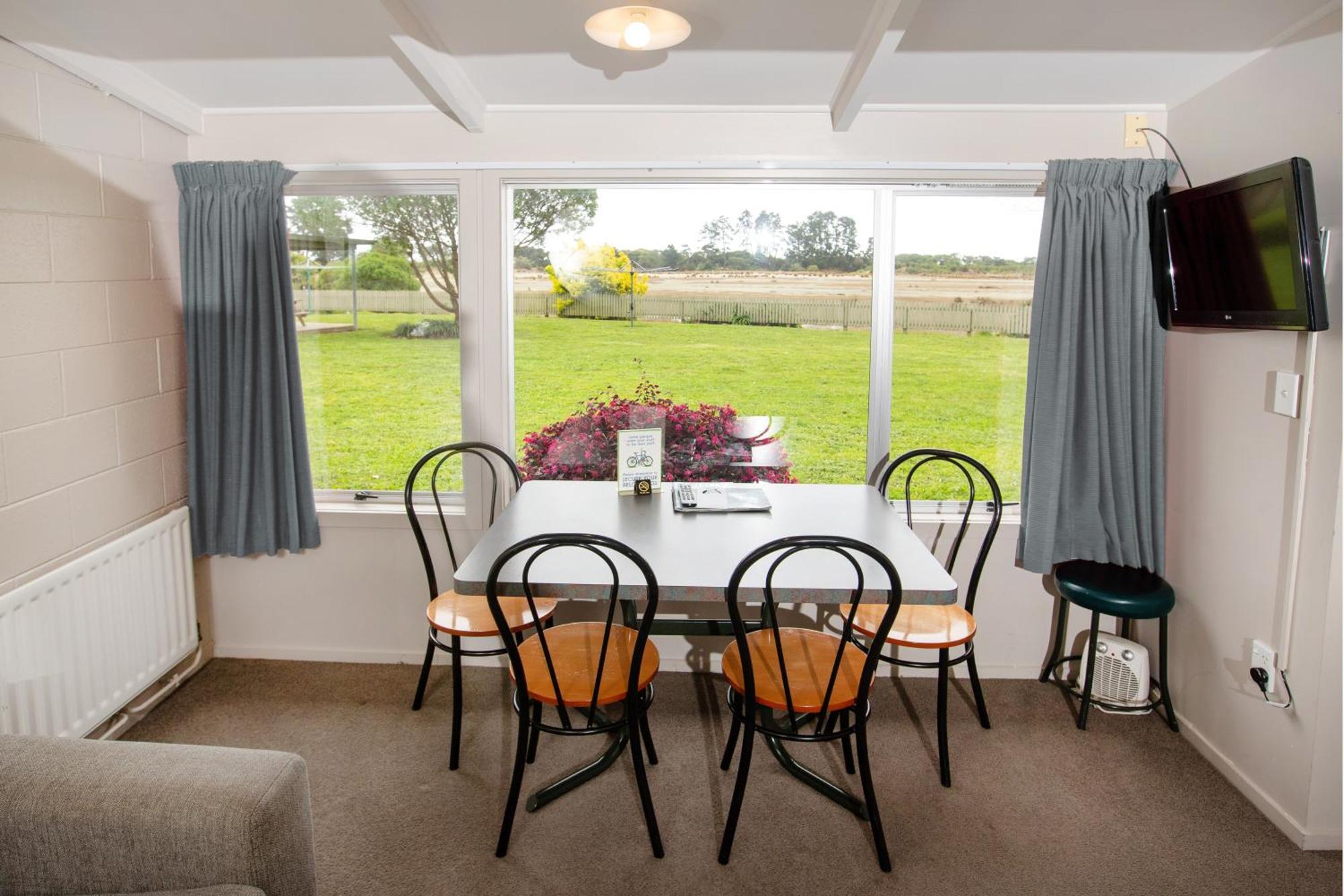 Tahuna Beach Holiday Park Нелсън Екстериор снимка